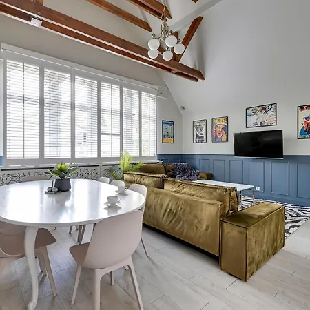 Scandi Bestseller By Lion *