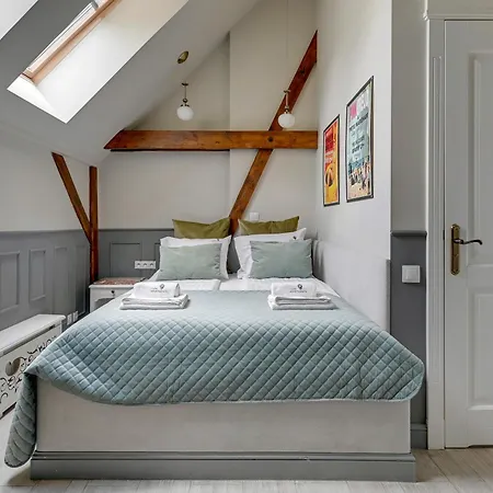 Scandi Bestseller By Lion Apartament *