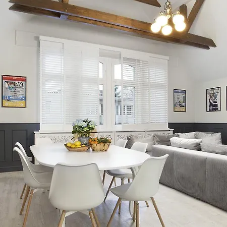 Scandi Bestseller By Lion * Sopot